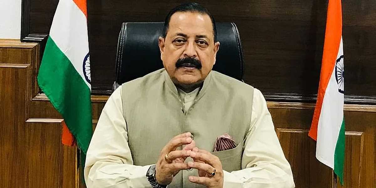 चंद्रमा पर जाने के लिए और इंतजार नहीं कर सकता भारत : जितेंद्र सिंह